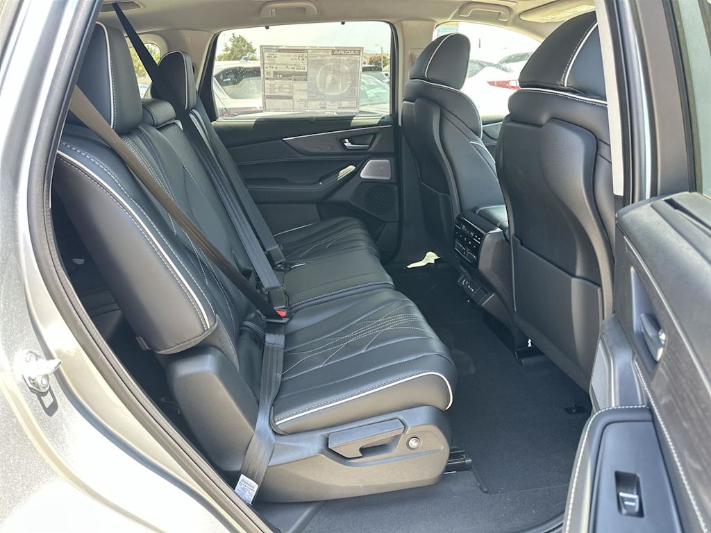 Thumbnail: 2026 Acura MDX - 13