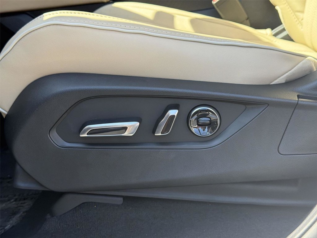 Thumbnail: 2026 Acura MDX - 22
