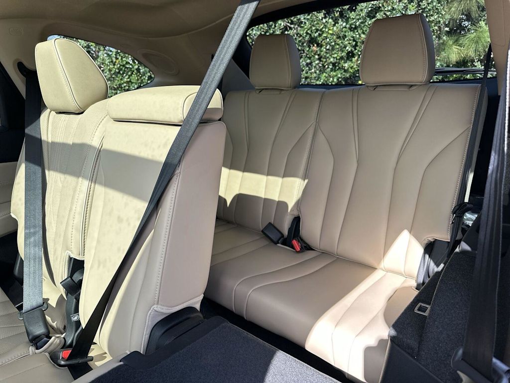 Thumbnail: 2025 Acura MDX - 32