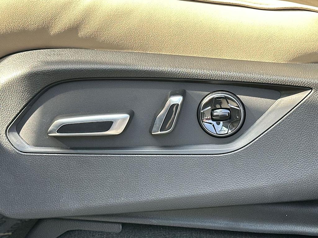 Thumbnail: 2025 Acura MDX - 23