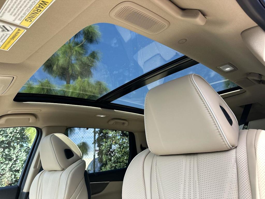 Thumbnail: 2025 Acura MDX - 31