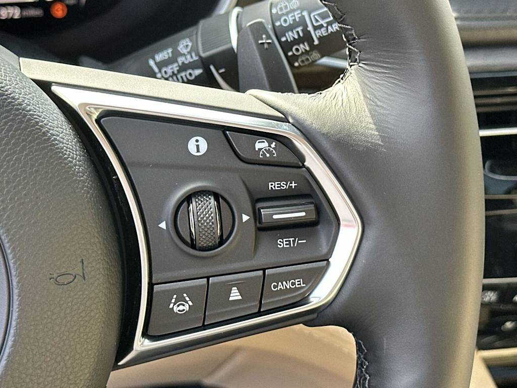 Thumbnail: 2025 Acura MDX - 25