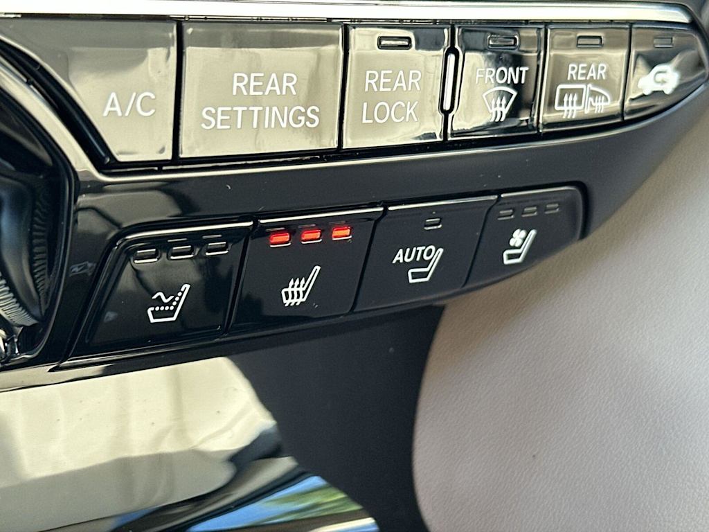 Thumbnail: 2025 Acura MDX - 26