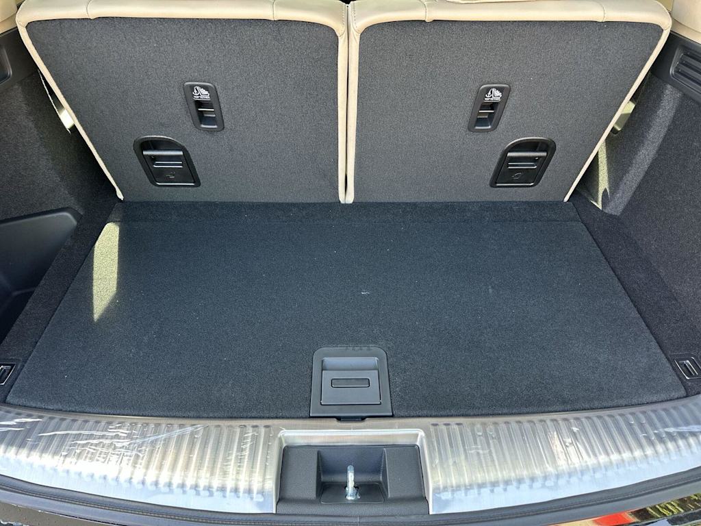 Thumbnail: 2025 Acura MDX - 19