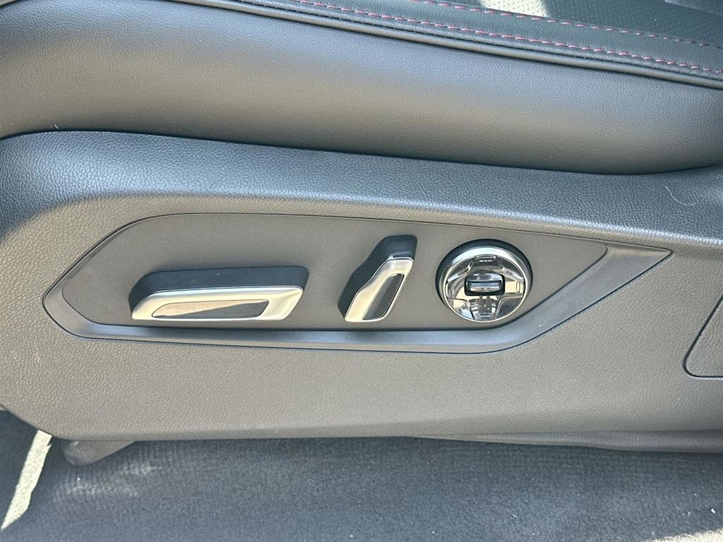 Thumbnail: 2026 Acura MDX - 23