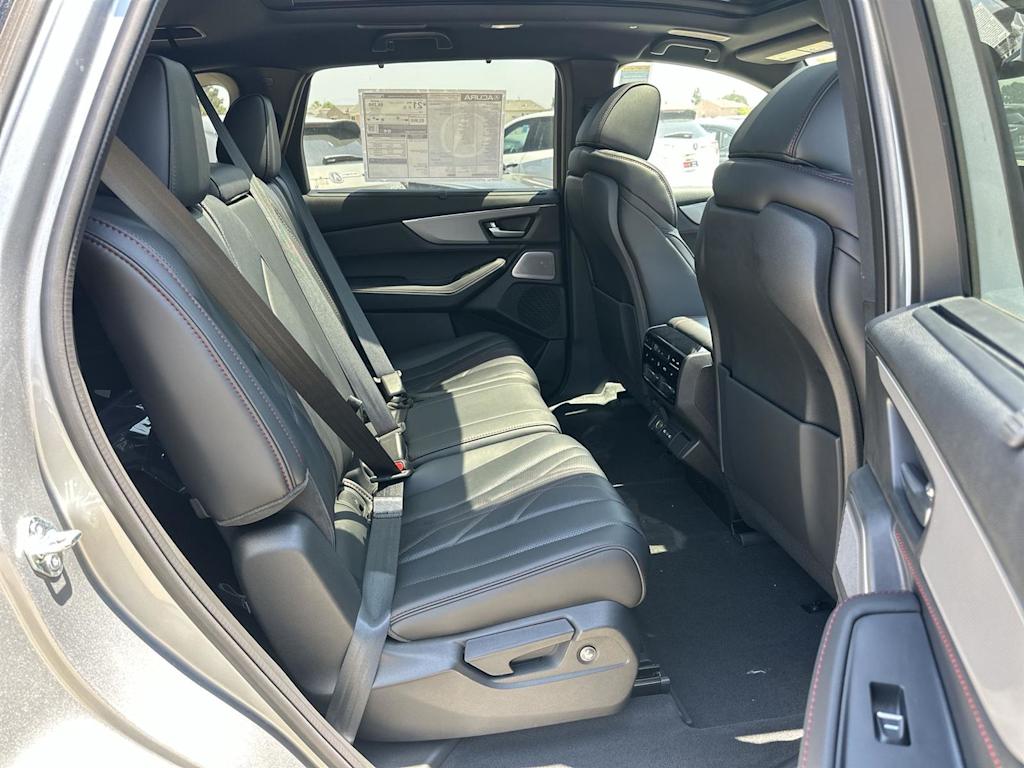 Thumbnail: 2026 Acura MDX - 13