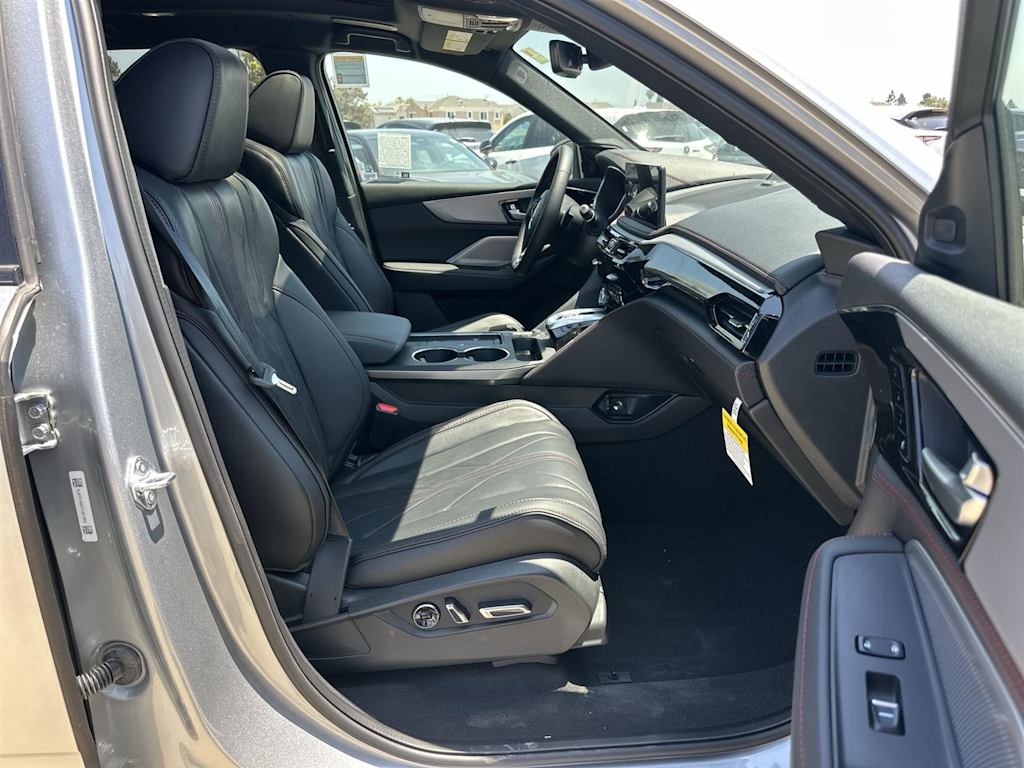 Thumbnail: 2026 Acura MDX - 12