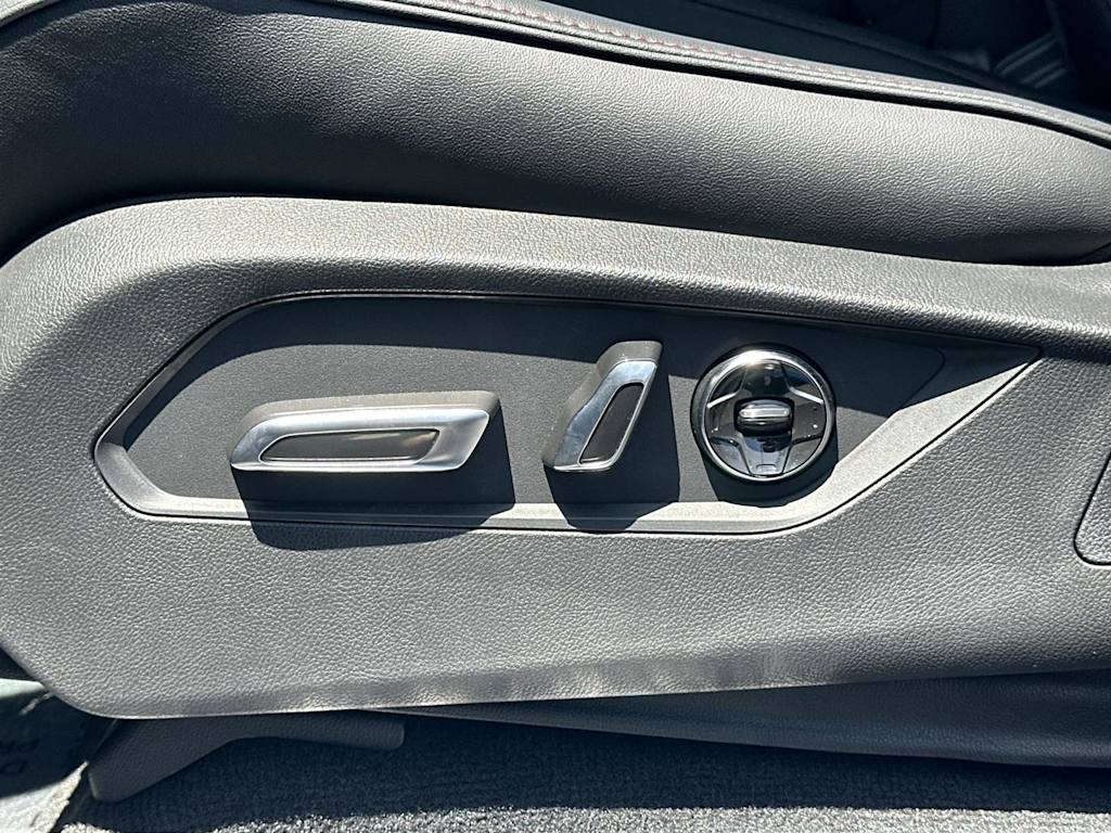 Thumbnail: 2026 Acura MDX - 23