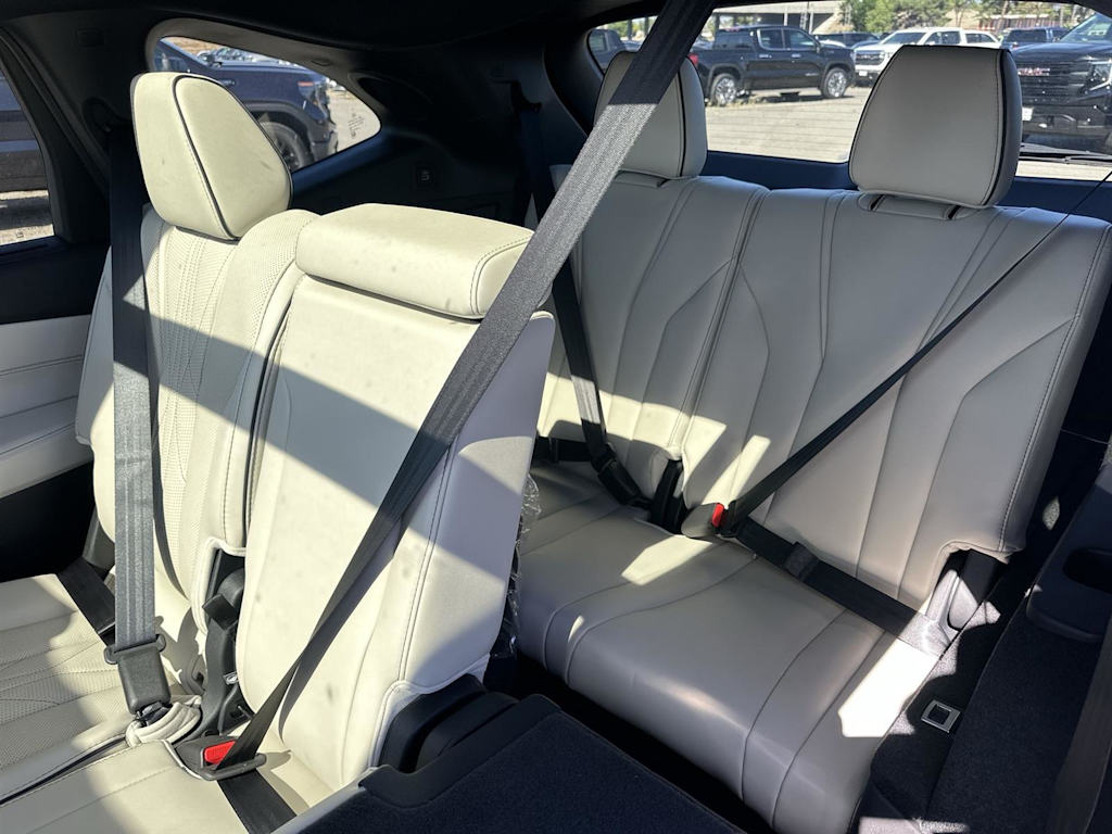 Thumbnail: 2026 Acura MDX - 31