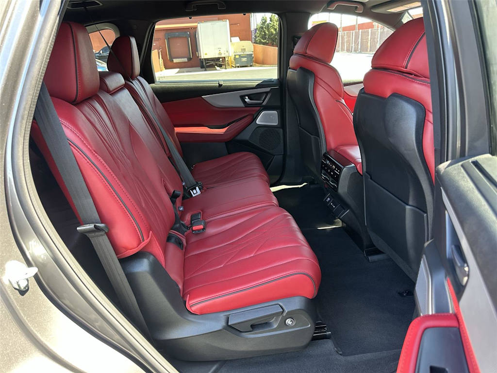 Thumbnail: 2026 Acura MDX - 12