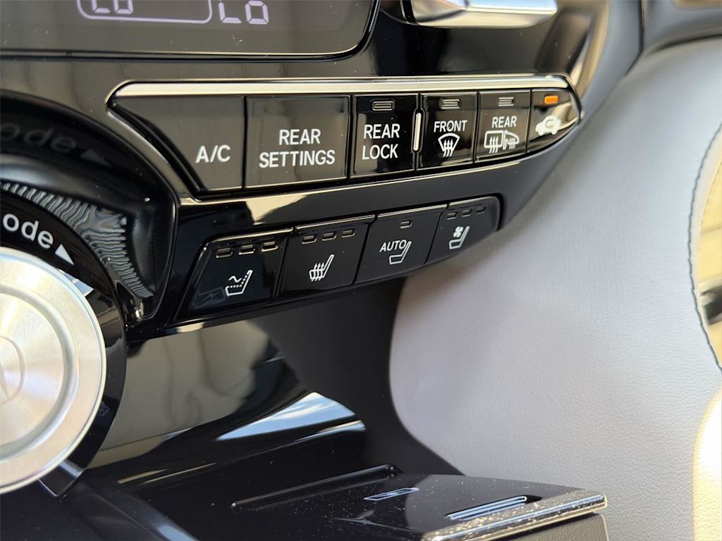 Thumbnail: 2026 Acura MDX - 26
