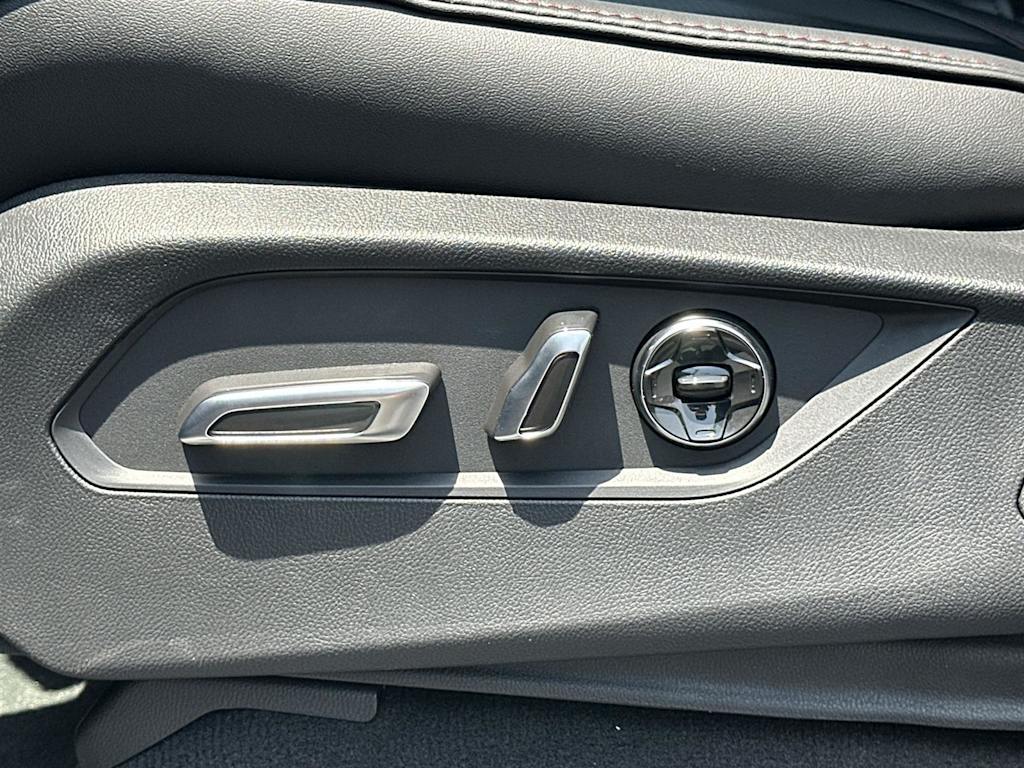 Thumbnail: 2026 Acura MDX - 23