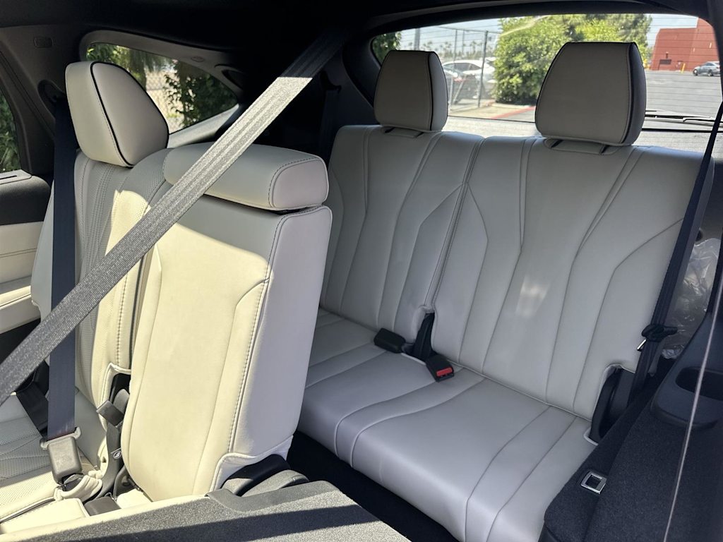 Thumbnail: 2026 Acura MDX - 32