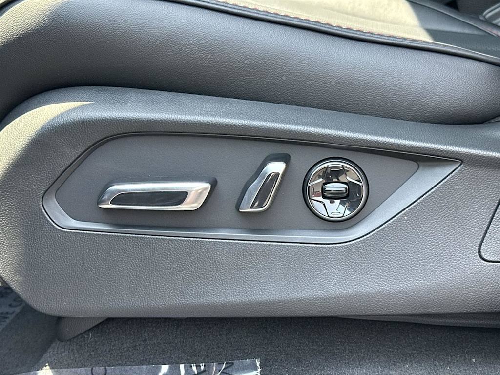 Thumbnail: 2026 Acura MDX - 23