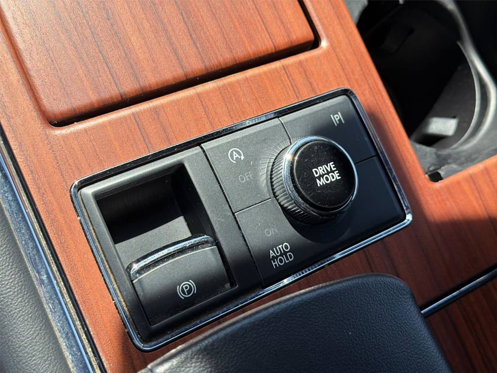 Thumbnail: 2024 Lincoln Navigator - 31