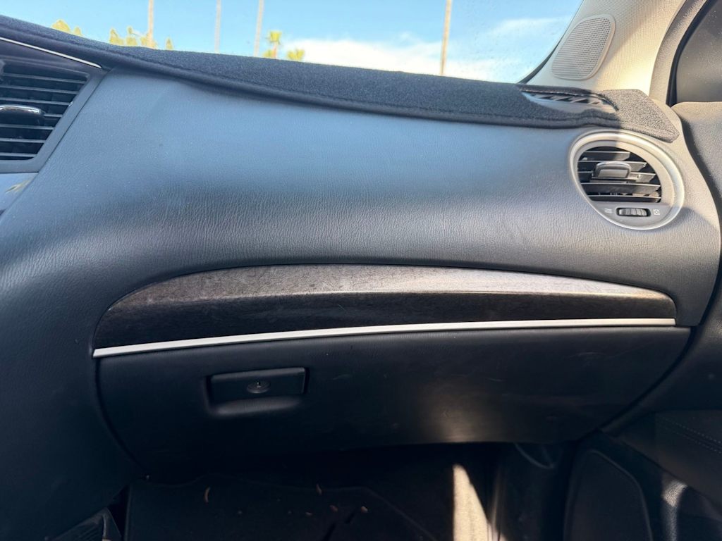 Thumbnail: 2015 INFINITI QX60 - 22