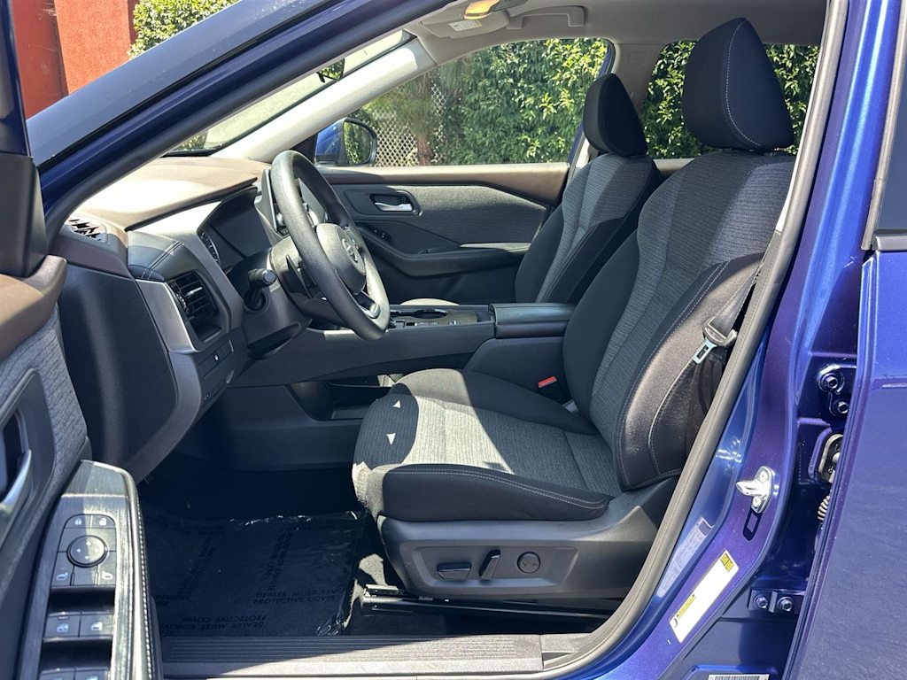 Thumbnail: 2021 Nissan Rogue - 11