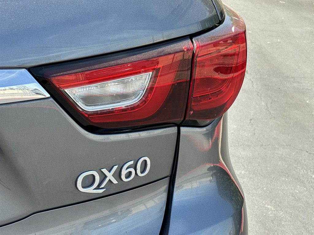 Thumbnail: 2018 INFINITI QX60 - 21