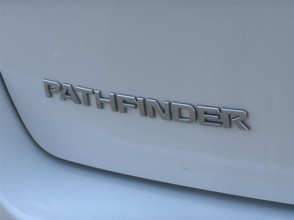 Thumbnail: 2018 Nissan Pathfinder - 7