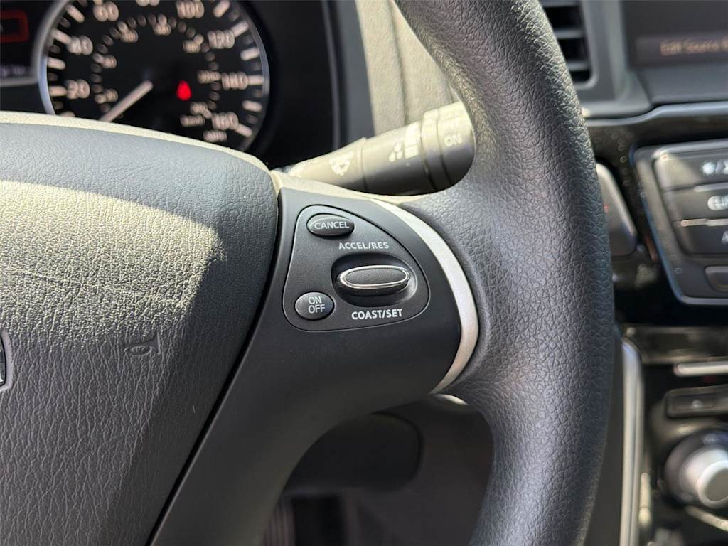 Thumbnail: 2018 Nissan Pathfinder - 27