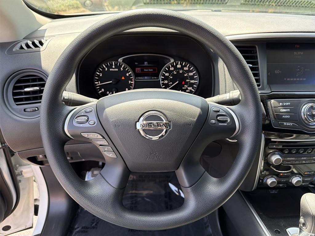 Thumbnail: 2018 Nissan Pathfinder - 15