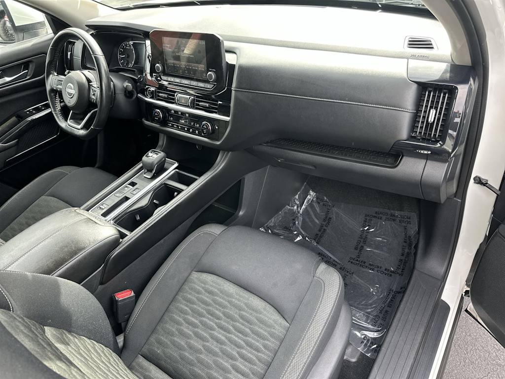 Thumbnail: 2022 Nissan Pathfinder - 14