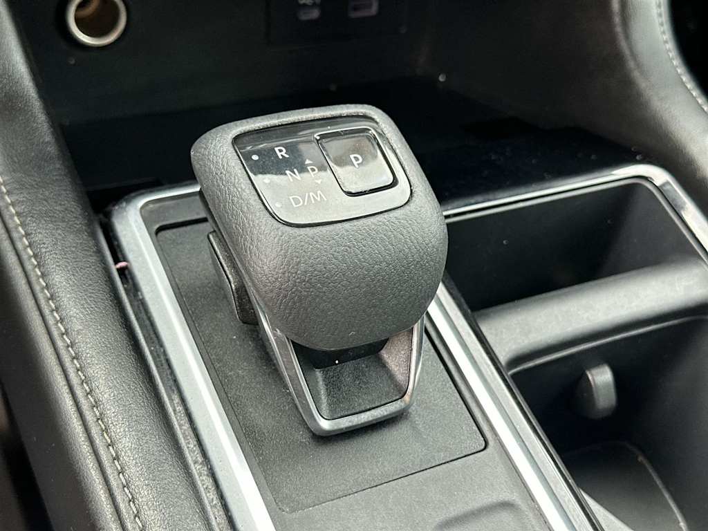 Thumbnail: 2022 Nissan Pathfinder - 17