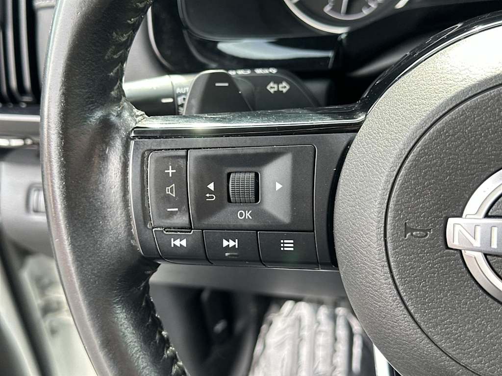 Thumbnail: 2022 Nissan Pathfinder - 23