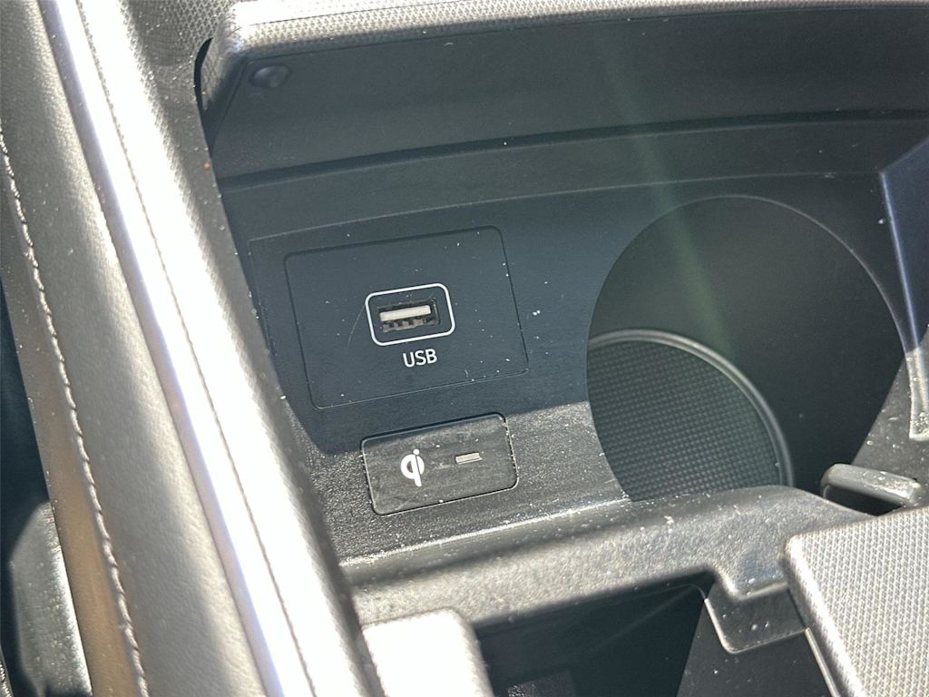 Thumbnail: 2022 Hyundai Santa Fe - 27