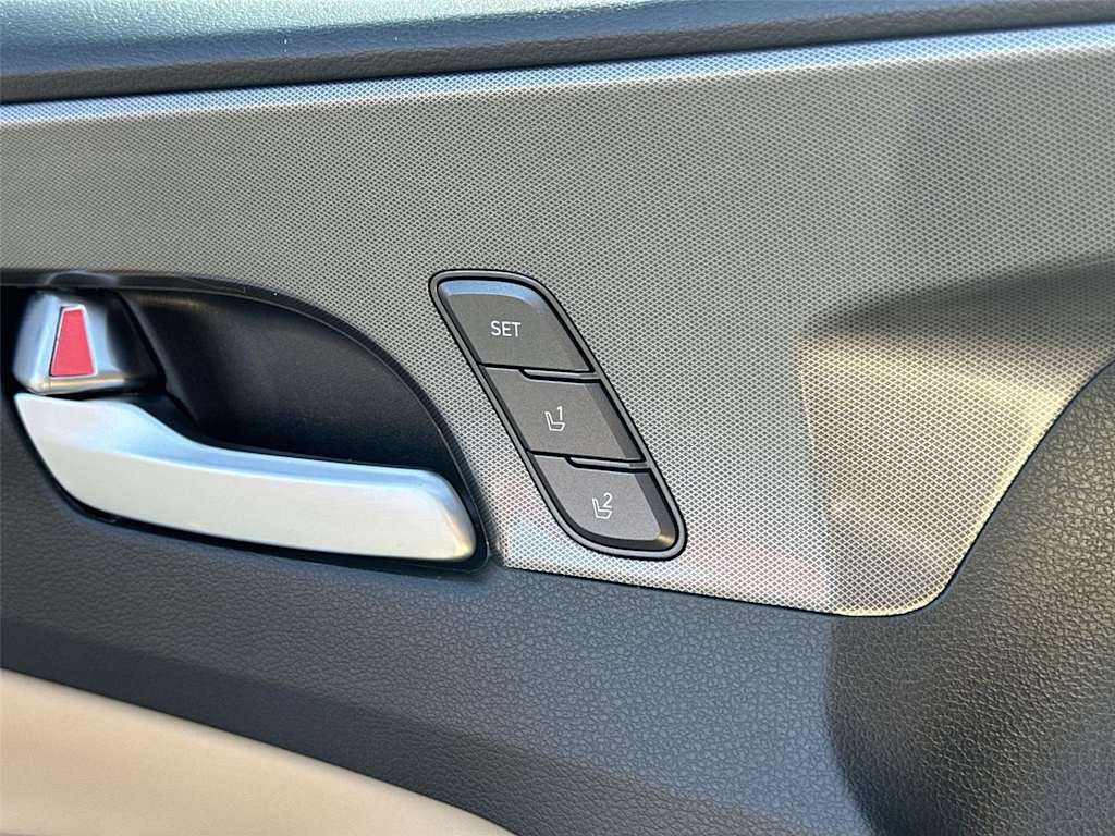 Thumbnail: 2022 Hyundai Santa Fe - 30