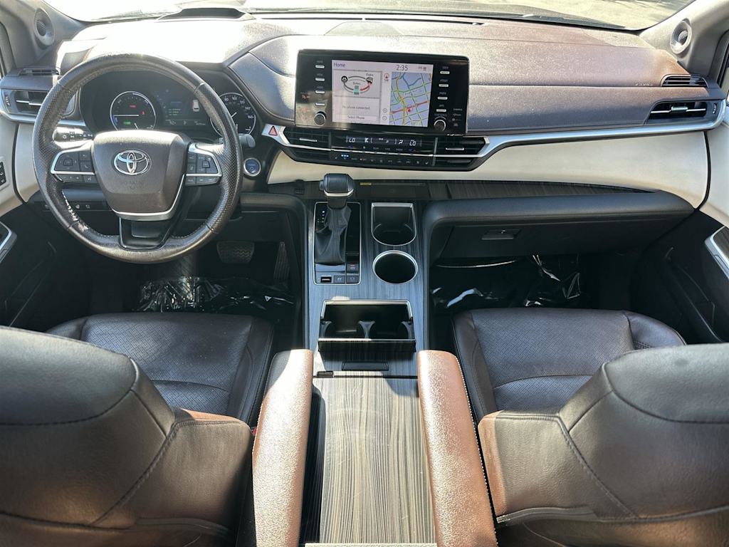 Thumbnail: 2023 Toyota Sienna - 9