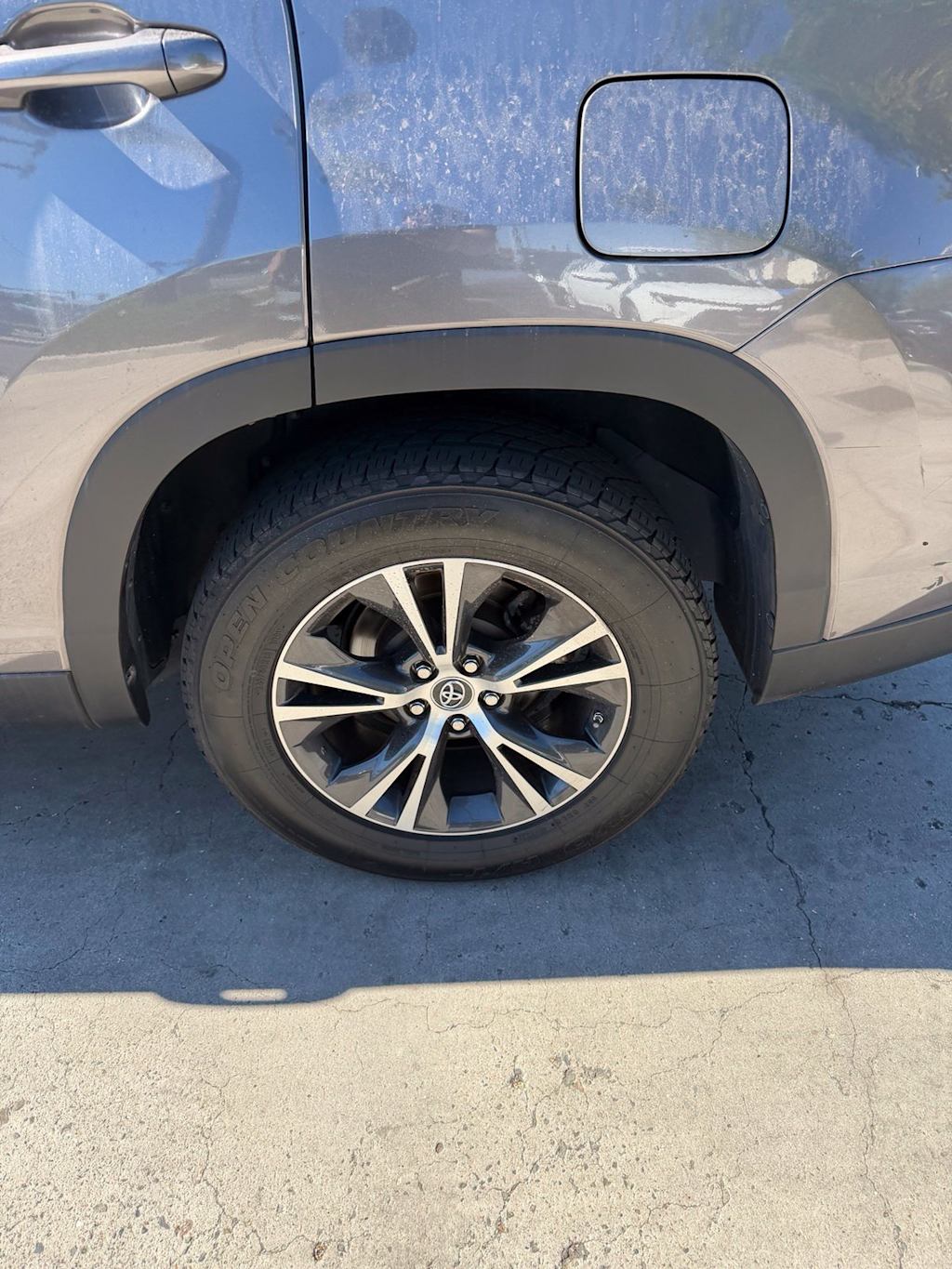 Thumbnail: 2019 Toyota Highlander - 8