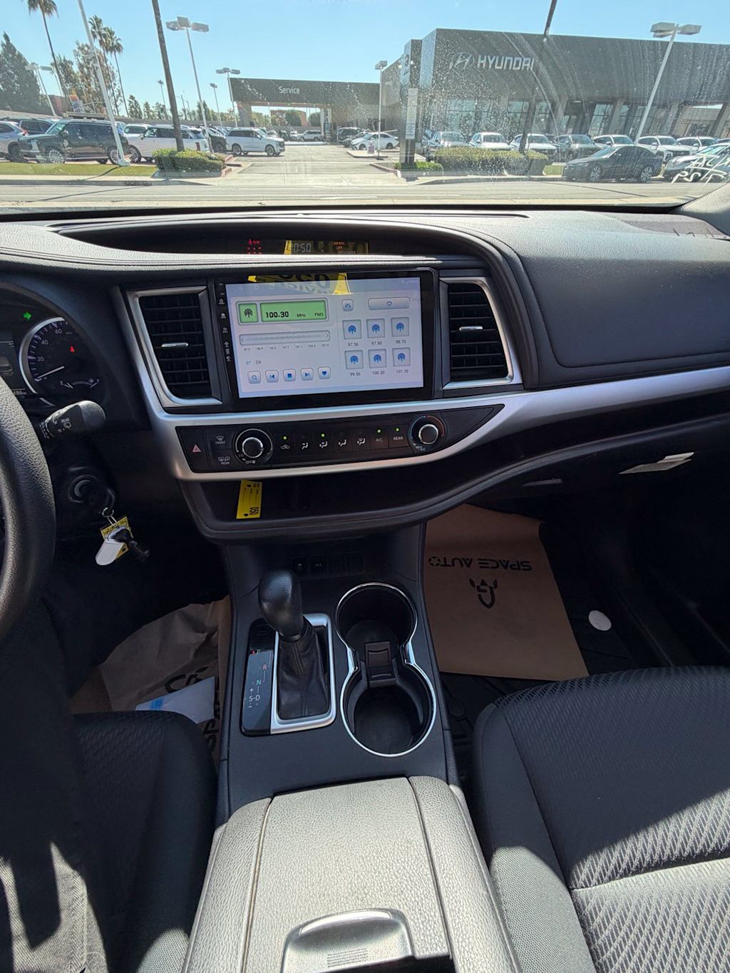 Thumbnail: 2019 Toyota Highlander - 22