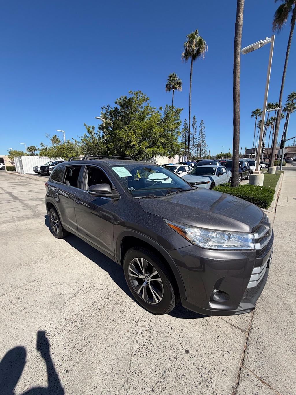 Thumbnail: 2019 Toyota Highlander - 14