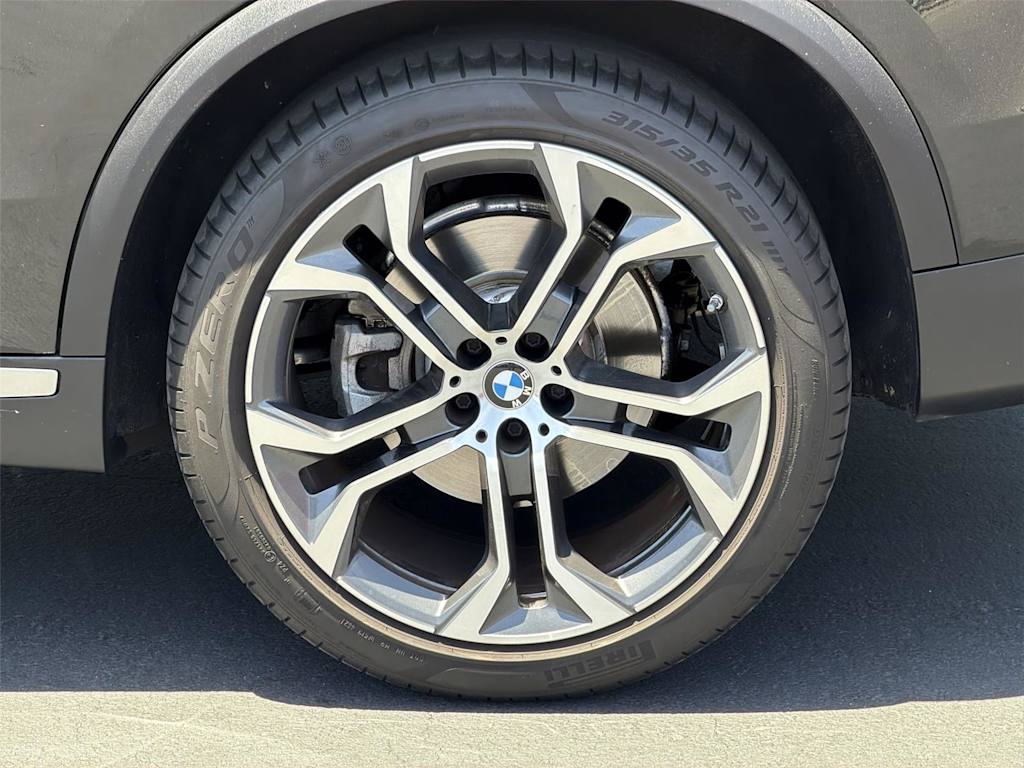Thumbnail: 2022 BMW X5 - 8
