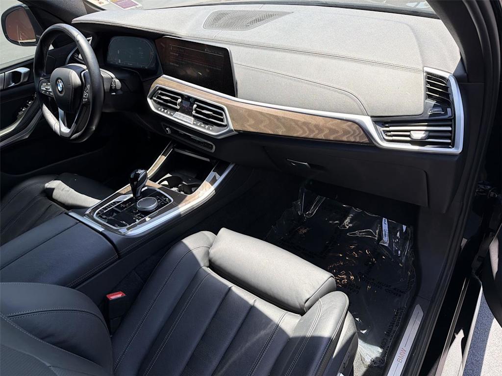 Thumbnail: 2022 BMW X5 - 14