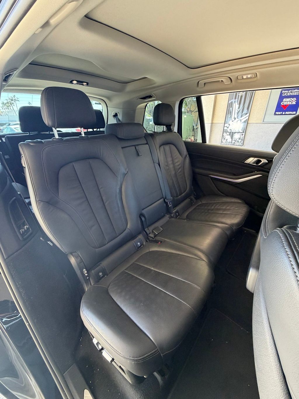 Thumbnail: 2022 BMW X7 - 10
