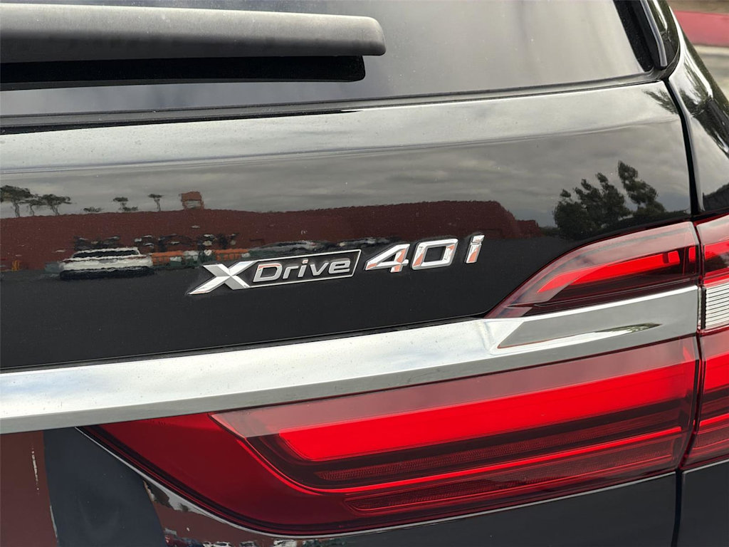 Thumbnail: 2022 BMW X7 - 7
