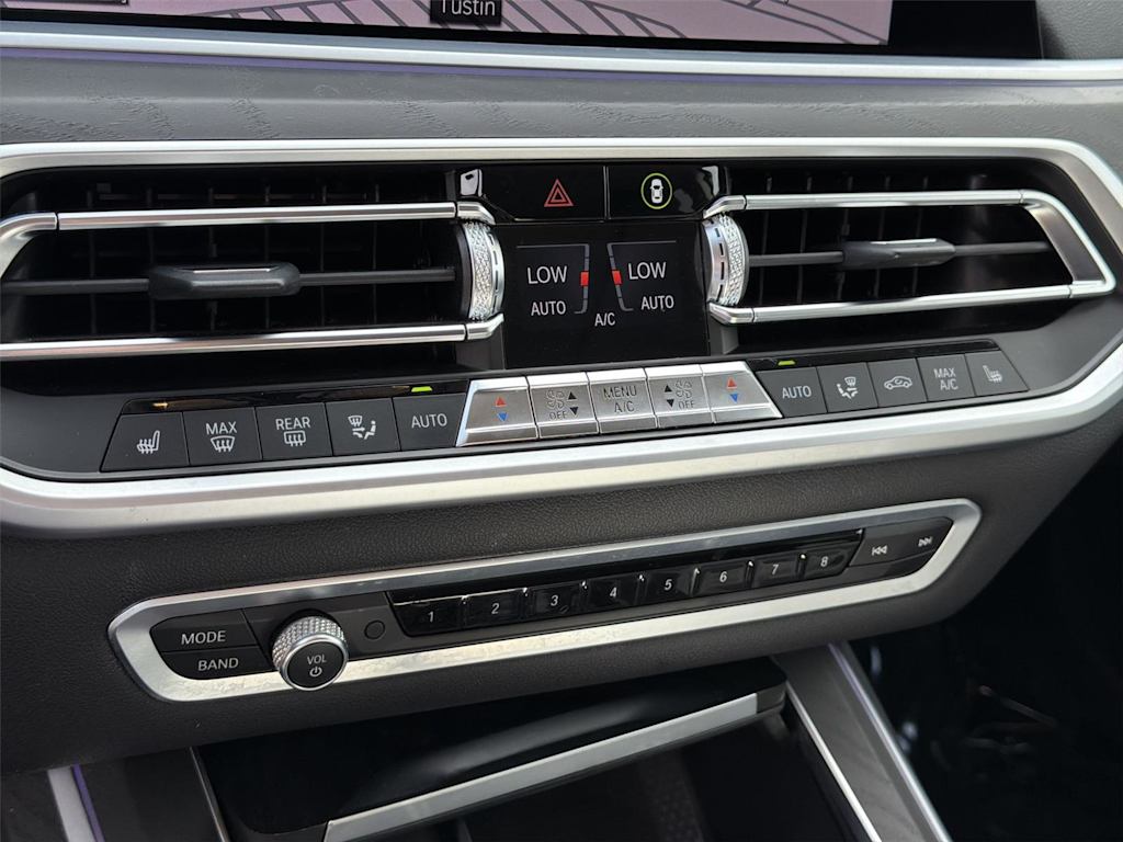 Thumbnail: 2022 BMW X7 - 29