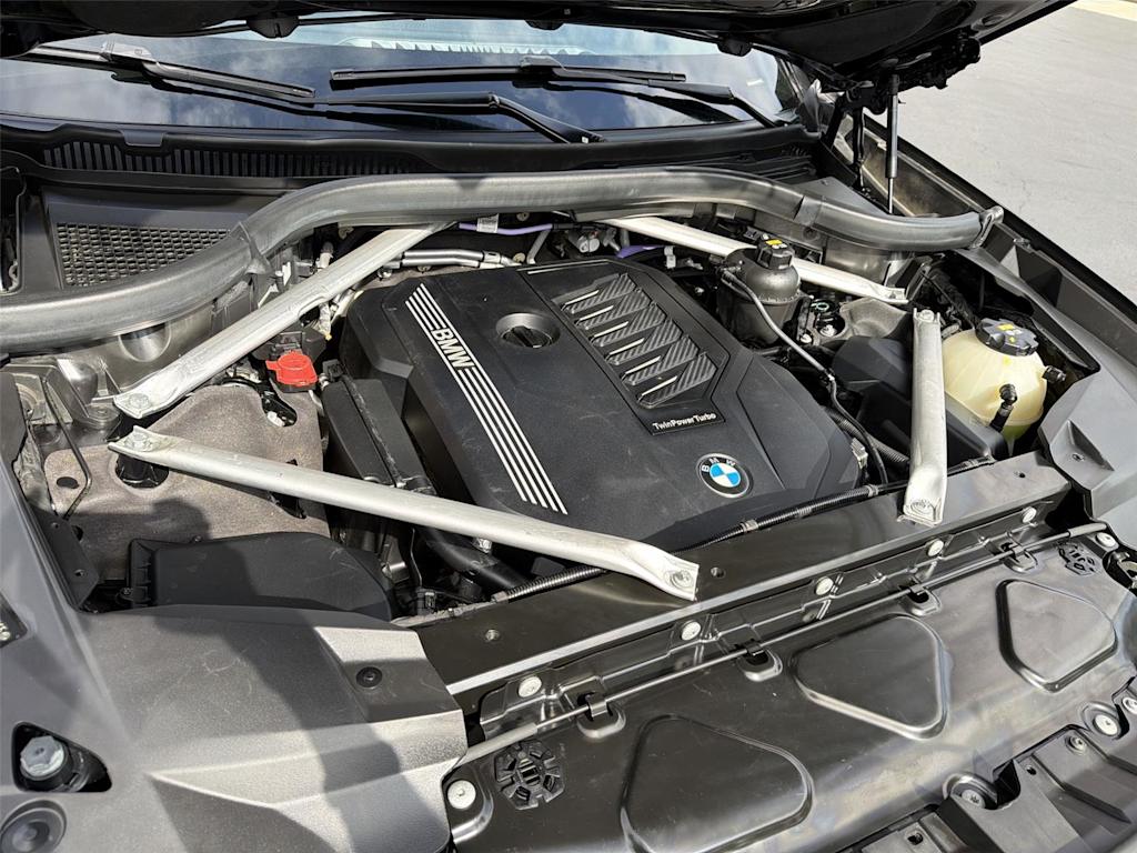 Thumbnail: 2022 BMW X7 - 9