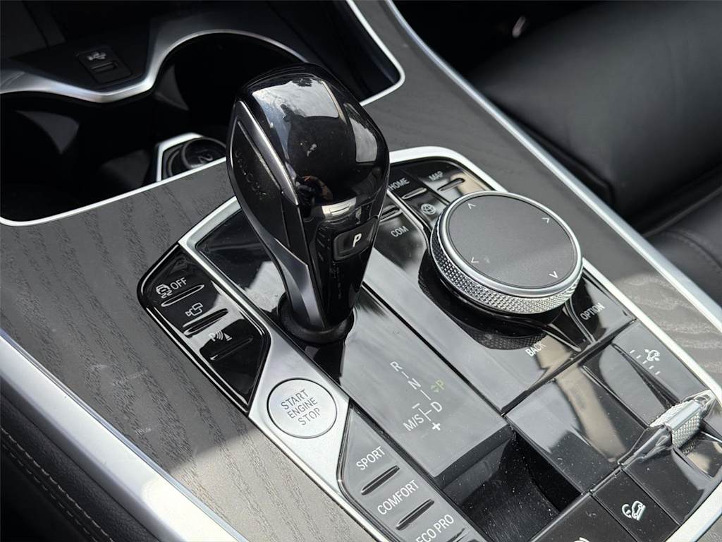 Thumbnail: 2022 BMW X7 - 17