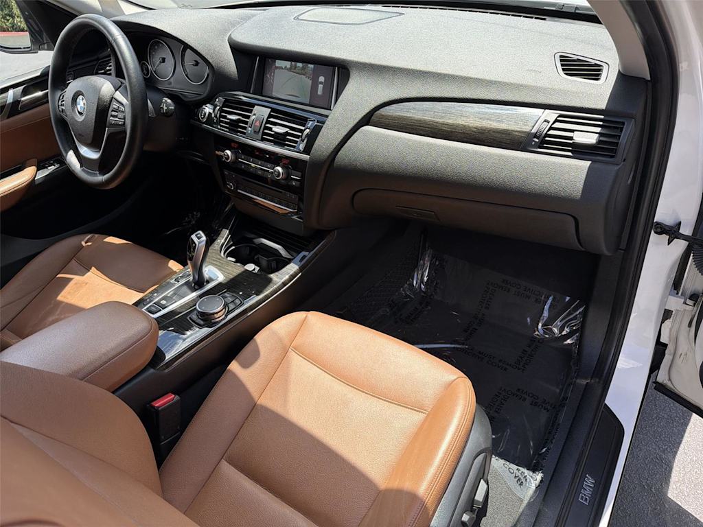 Thumbnail: 2016 BMW X3 - 13