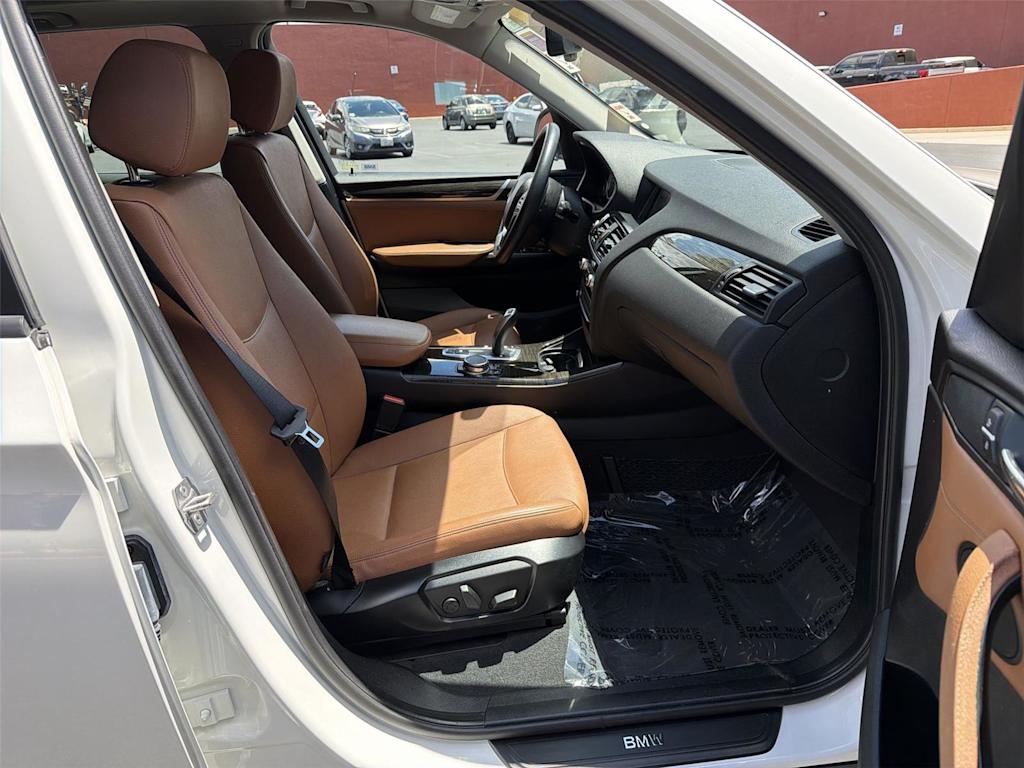 Thumbnail: 2016 BMW X3 - 11