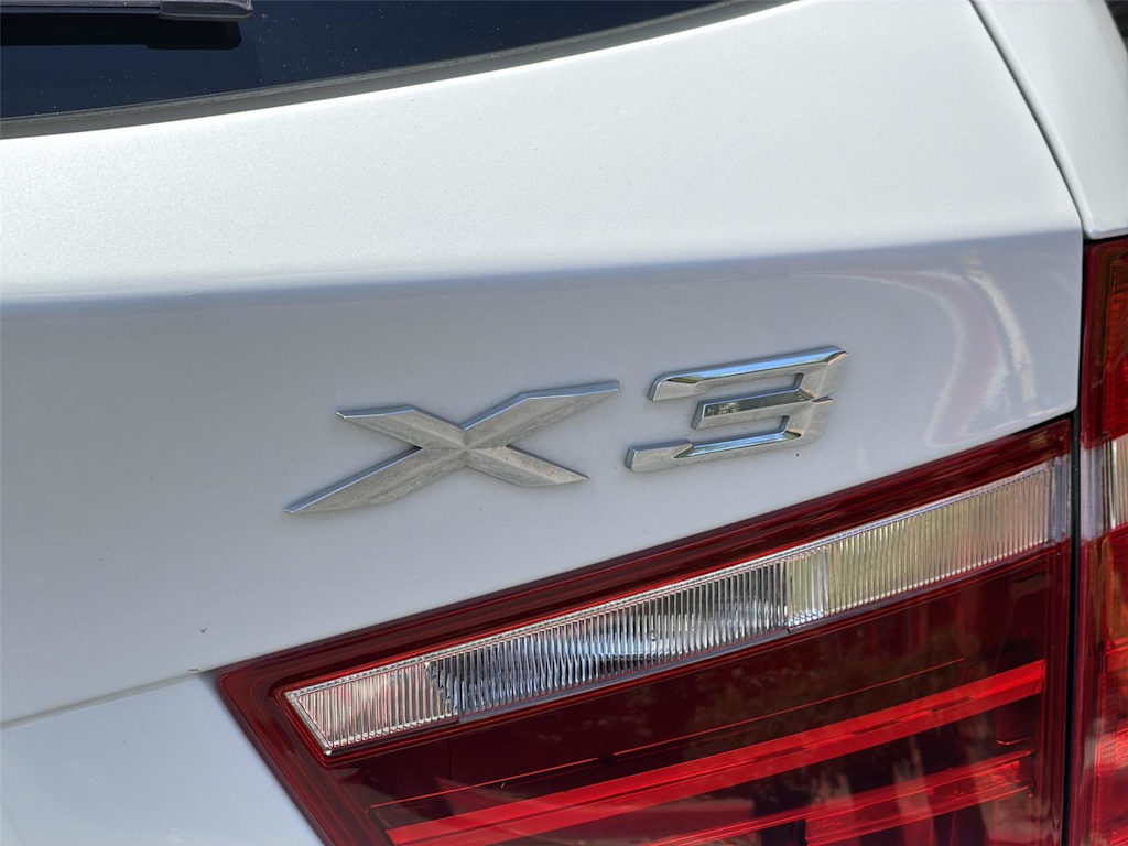 Thumbnail: 2016 BMW X3 - 21