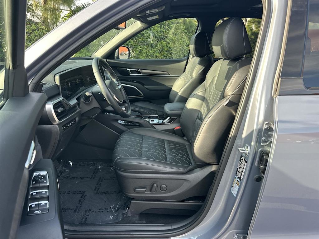 Thumbnail: 2024 Kia Telluride - 11