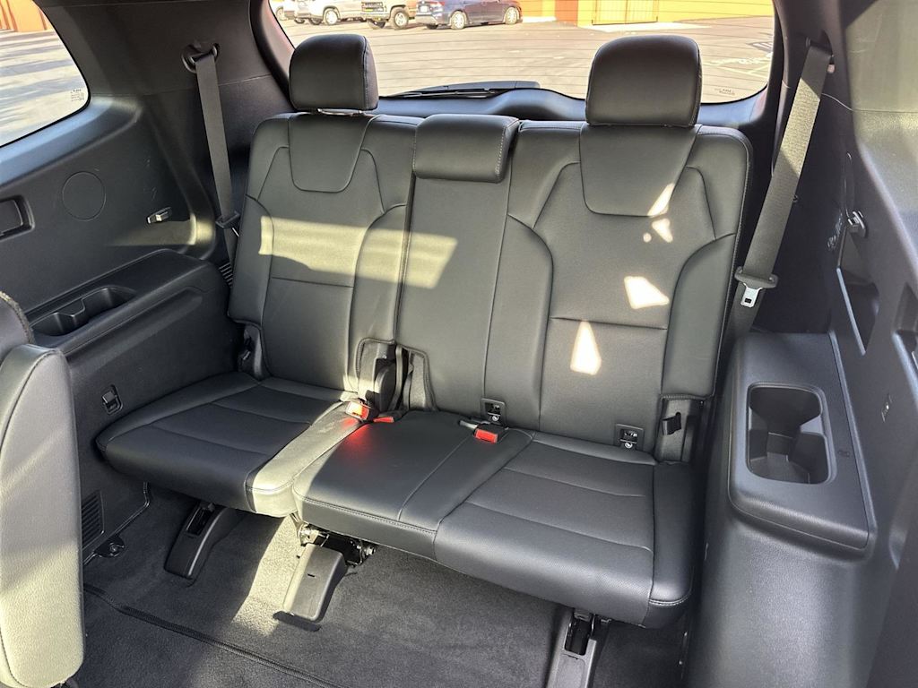 Thumbnail: 2024 Kia Telluride - 32