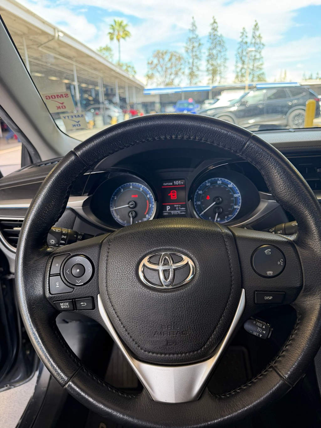 Thumbnail: 2015 Toyota Corolla - 8