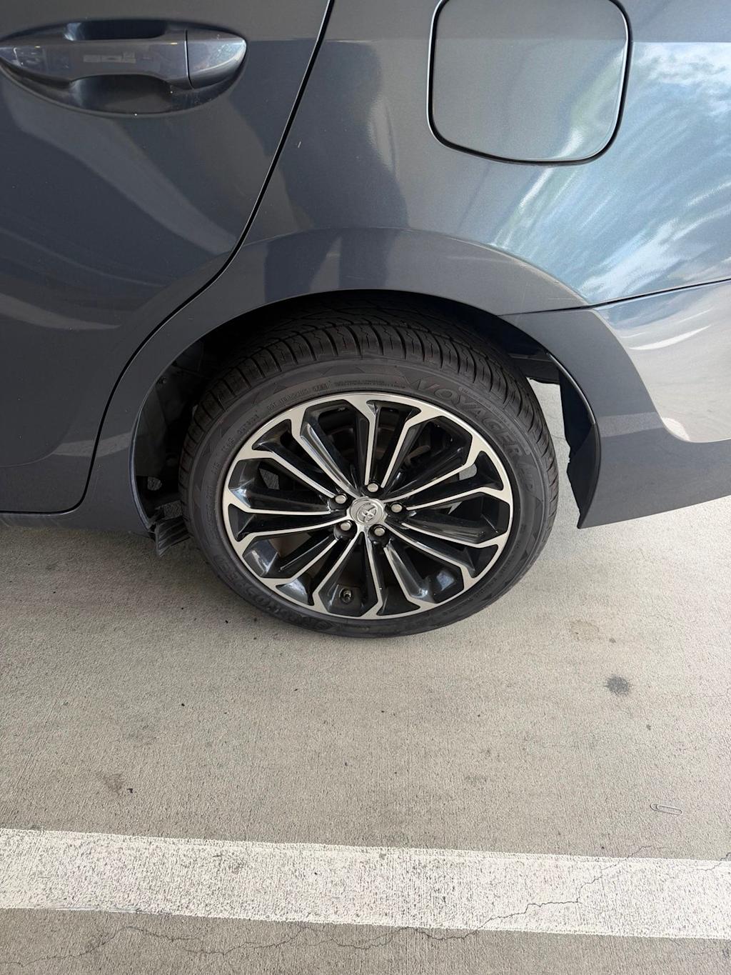Thumbnail: 2015 Toyota Corolla - 7