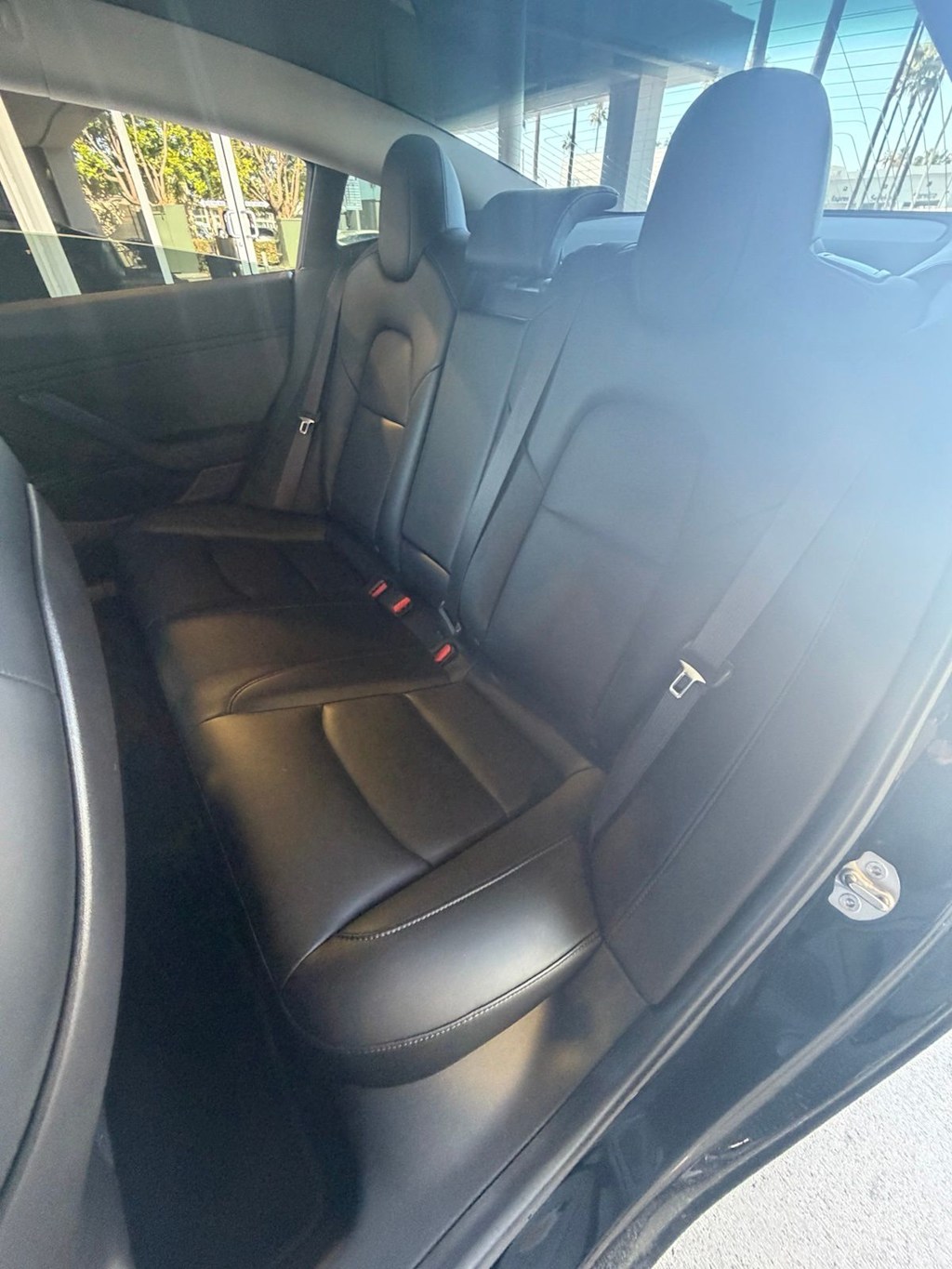 Thumbnail: 2019 Tesla Model 3 - 17