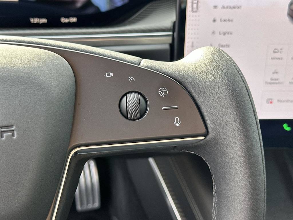 Thumbnail: 2023 Tesla Model S - 25